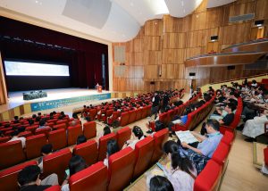 UM holds international symposium on biomedical sciences