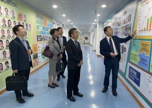 Delegation led by the President of Nanjing Medical University visits FHS