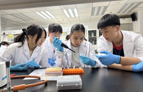 UM FHS holds ‘The Pursuit of Research’ to inspire secondary school students’ interest in biomedical sciences